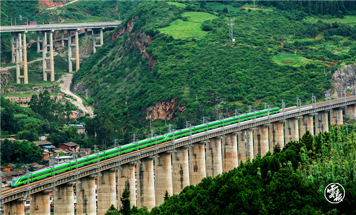 中老昆万铁路(12001628)-20211127151906.jpg