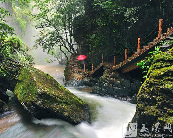 石门峡风光。